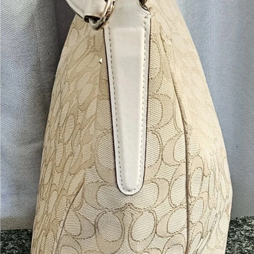 Coach Beige Signature Jacquard purse Hobo shoulder Bag